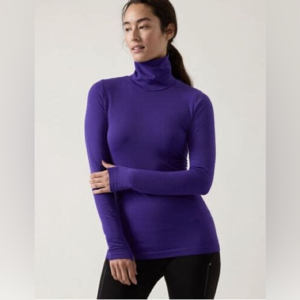Athleta Flurry Blizzard Seamless Turtleneck Noble Blue Size Medium